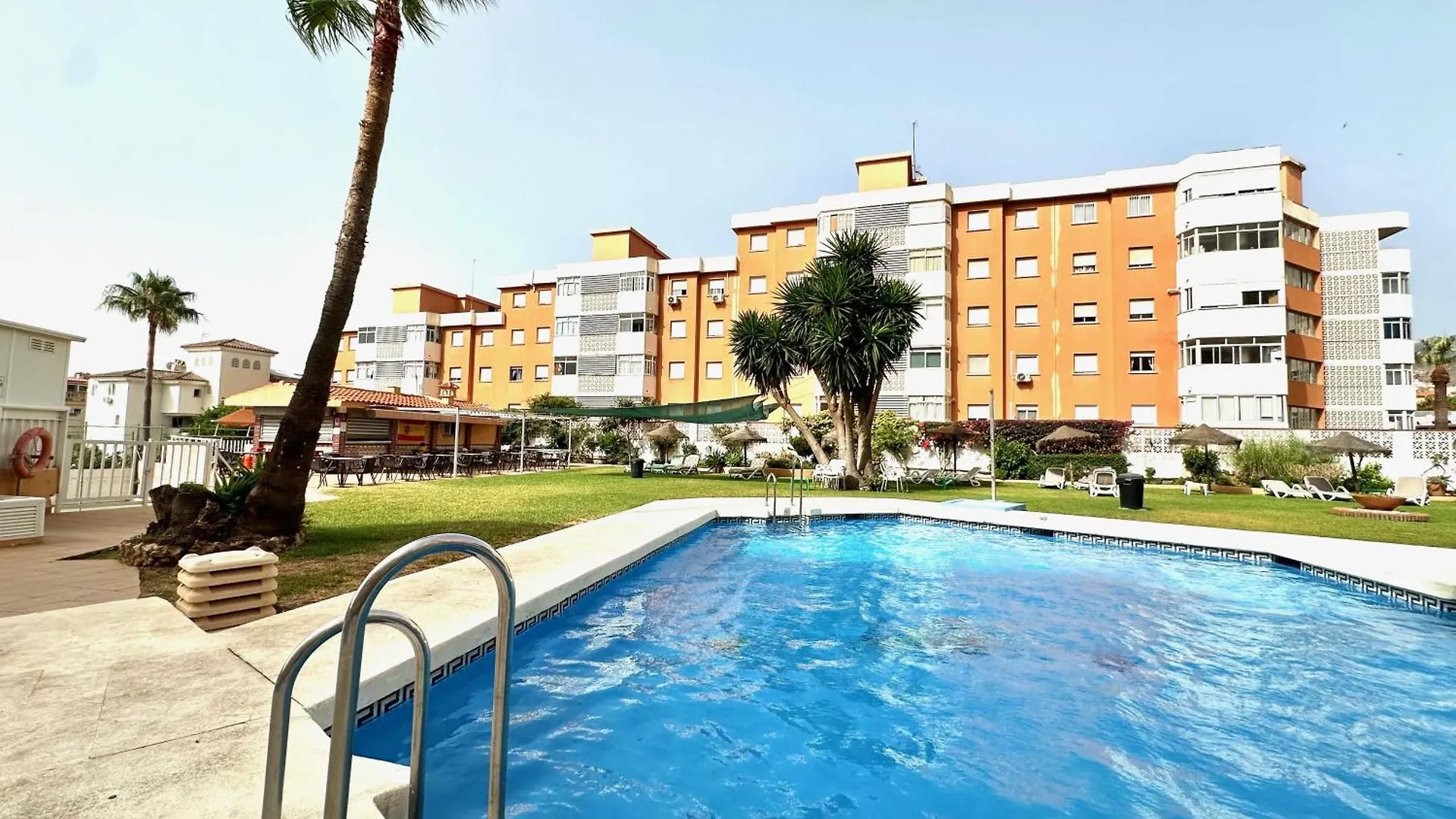 Salt - Bonito - Piscina - Vistas Mar -Wifi Apartment Torremolinos