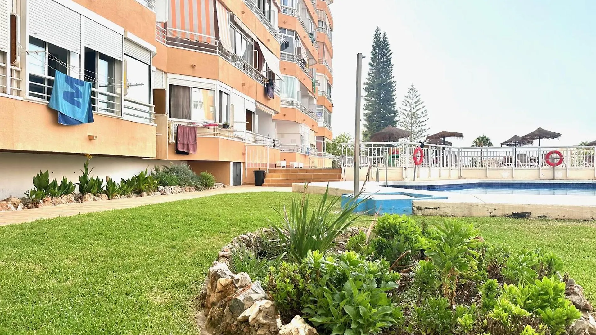 Salt - Bonito - Piscina - Vistas Mar -Wifi Apartment Torremolinos 0*,  Spain